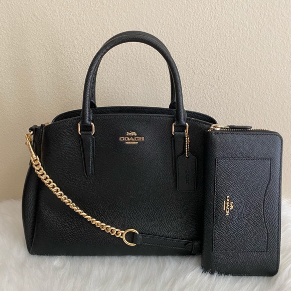 Coach purse and wallet set
